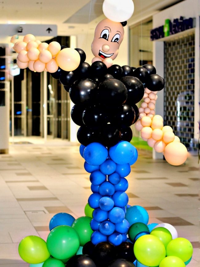 Pepek námořník z balónků, originální balónková dekorace - pohádková postava Pepka námořníka